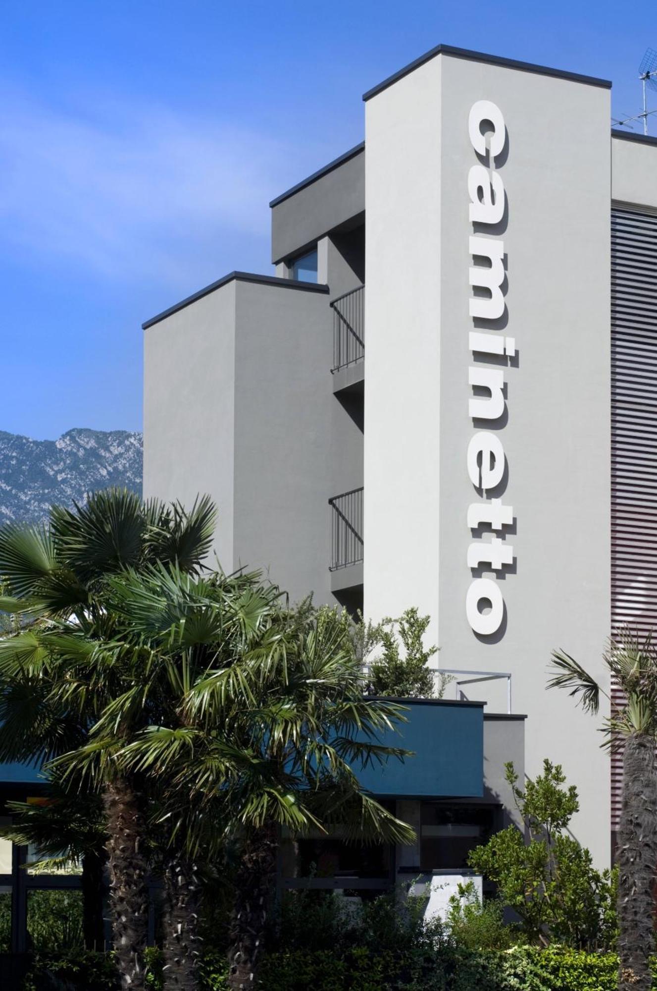 Albergo Al Caminetto Torbole Sul Garda Екстериор снимка