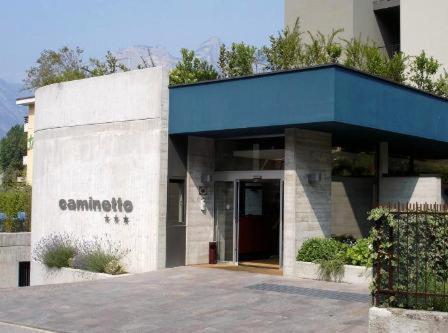 Albergo Al Caminetto Torbole Sul Garda Екстериор снимка